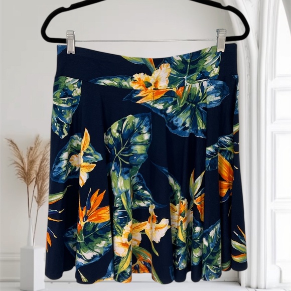 NWT Chaps Drop Waist Skirt (M) knee length - Picture 3 of 5